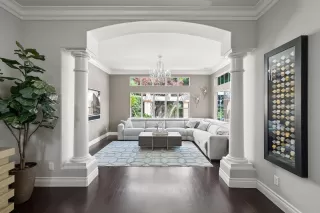 Photo #1: ML81935315 Listing 