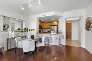 Photo #6: ML81935376 Listing 