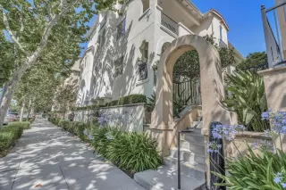 Photo #1: ML81935489 Listing