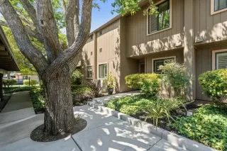 Photo #2: ML81935639 Listing 