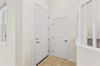 Photo #4: ML81935716 Listing