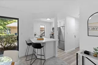 Photo #5: ML81935736 Listing