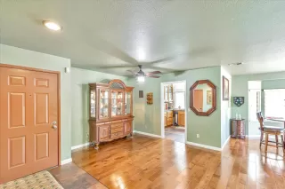 Photo #4: ML81935792 Listing 