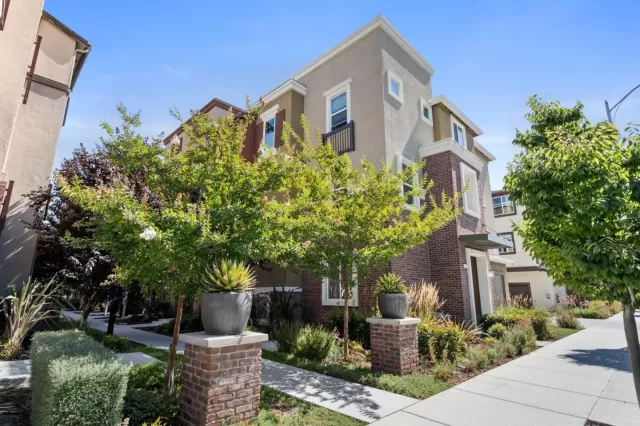 MLS: ML81937354 Condo For Sale