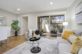 Photo #2: ML81937367 Listing 