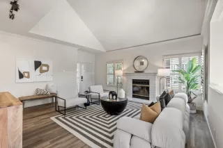 Photo #5: ML81937839 Listing