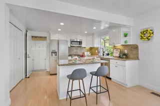 Photo #5: ML81938028 Listing