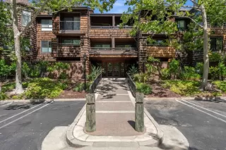 More Details about MLS # ML81938138 : 95 CHURCH ST 2104