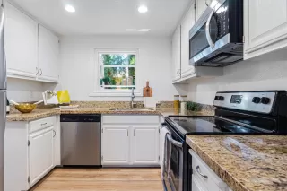 Photo #4: ML81938369 Listing 