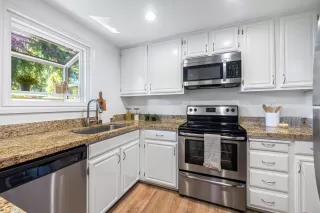 Photo #5: ML81938369 Listing 