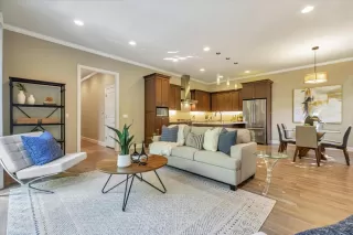 Photo #5: ML81938471 Listing