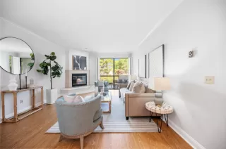 Photo #4: ML81938519 Listing