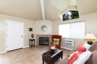 Photo #5: ML81939027 Listing