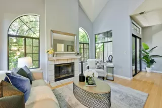 Photo #5: ML81939038 Listing