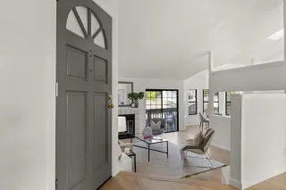 Photo #4: ML81940331 Listing