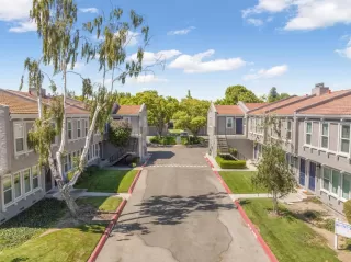 Photo #2: ML81940413 Listing 