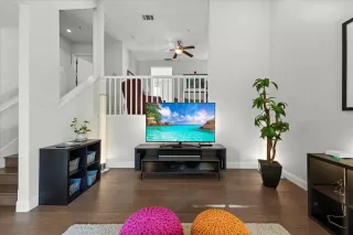 Photo #2: ML81940451 Listing