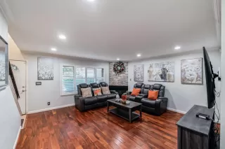 Photo #5: ML81941842 Listing