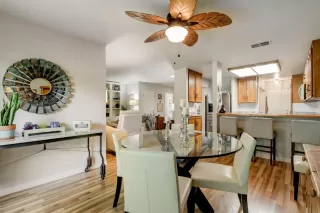 Photo #4: ML81942039 Listing 