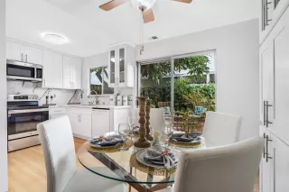 Photo #5: ML81942087 Listing 