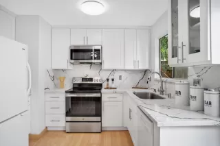 Photo #6: ML81942087 Listing 