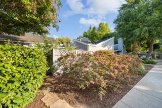 Photo #2: ML81942780 Listing 