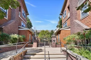 Photo #2: ML81943221 Listing 