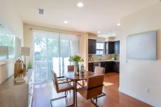 Photo #5: ML81943349 Listing