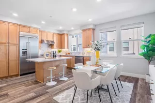 Photo #4: ML81943376 Listing