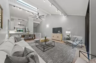 Photo #2: ML81943403 Listing