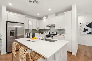 Photo #5: ML81943832 Listing 