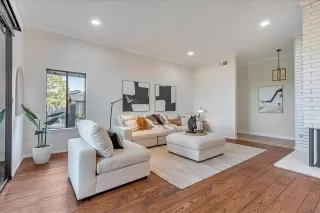 Photo #5: ML81944030 Listing