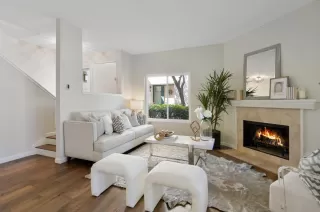 Photo #4: ML81944100 Listing