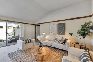 Photo #1: ML81944327 Listing 