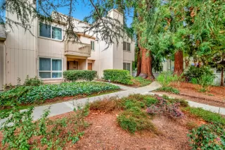 More Details about MLS # ML81946076 : 950 LAKESHIRE CT