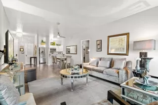 Photo #4: ML81946085 Listing