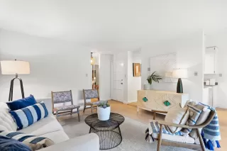 Photo #2: ML81946212 Listing 