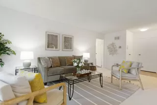 Photo #3: ML81946319 Listing