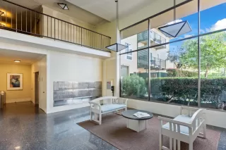 Photo #2: ML81946330 Listing 