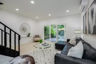 Photo #6: ML81946417 Listing