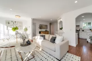 Photo #6: ML81946881 Listing 