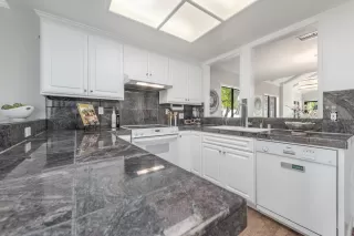 Photo #6: ML81946890 Listing 