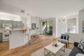 Photo #5: ML81947027 Listing