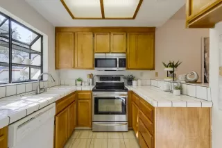 Photo #5: ML81947647 Listing