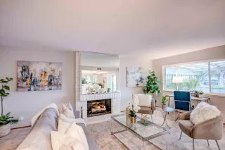 Photo #2: ML81948382 Listing 