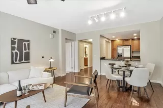 Photo #4: ML81948683 Listing 