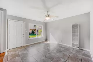 Photo #4: ML81949078 Listing