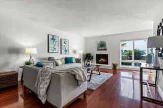 Photo #5: ML81949202 Listing