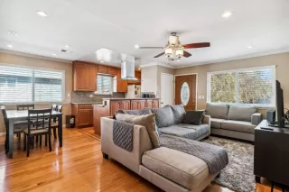 Photo #5: ML81949643 Listing 