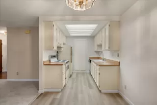 Photo #5: ML81949802 Listing 